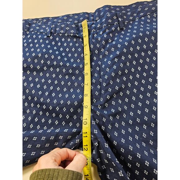 J ferrar 38 navy blue geometric print pocket golf everyday shorts EUC comfort - Picture 5 of 7